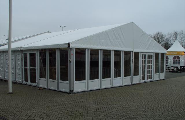 alu frame tent met harde zijwand